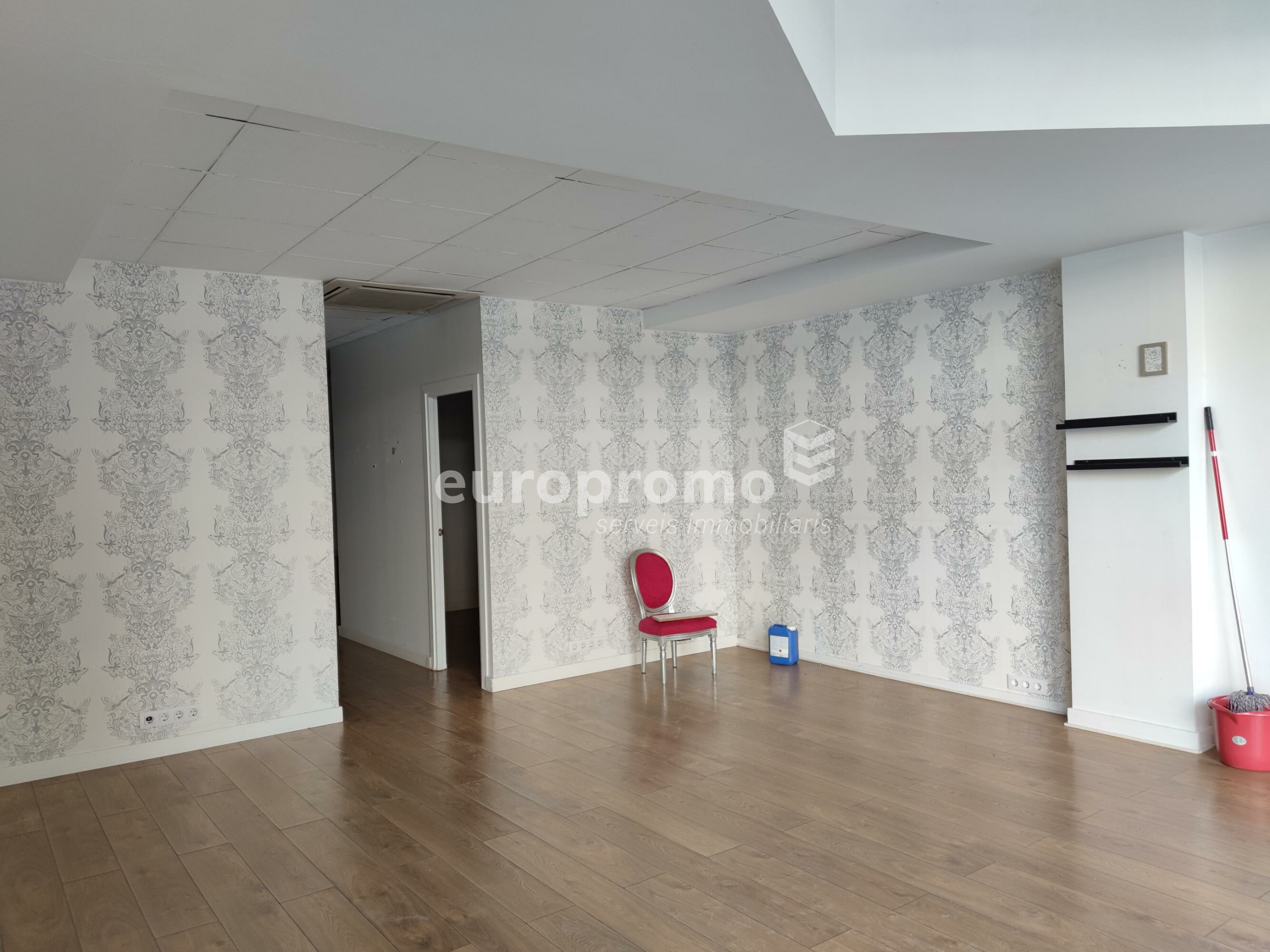Local de 90 m² en el centro de Girona