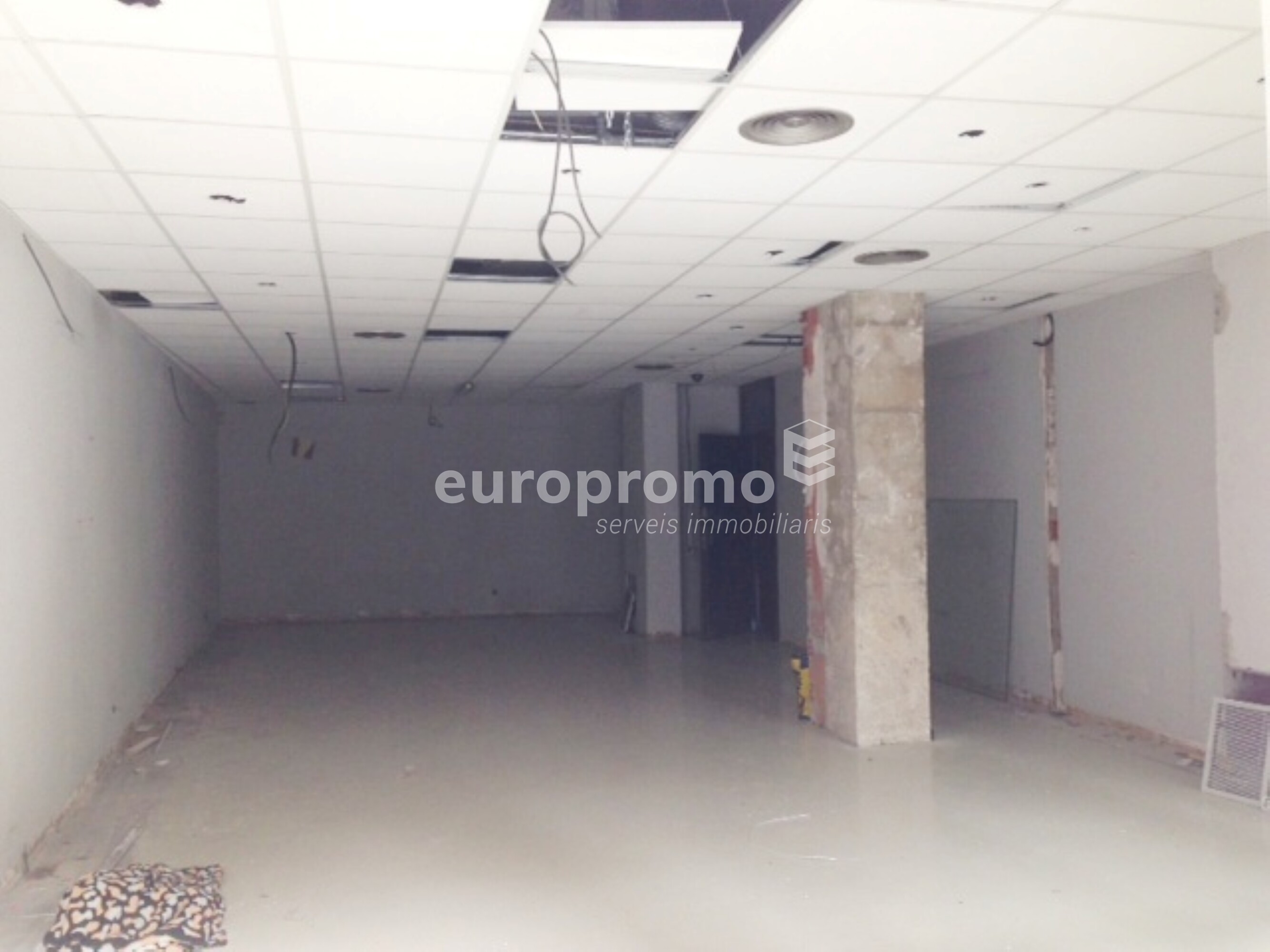 Local de 160m2 a l'Eixample de Girona