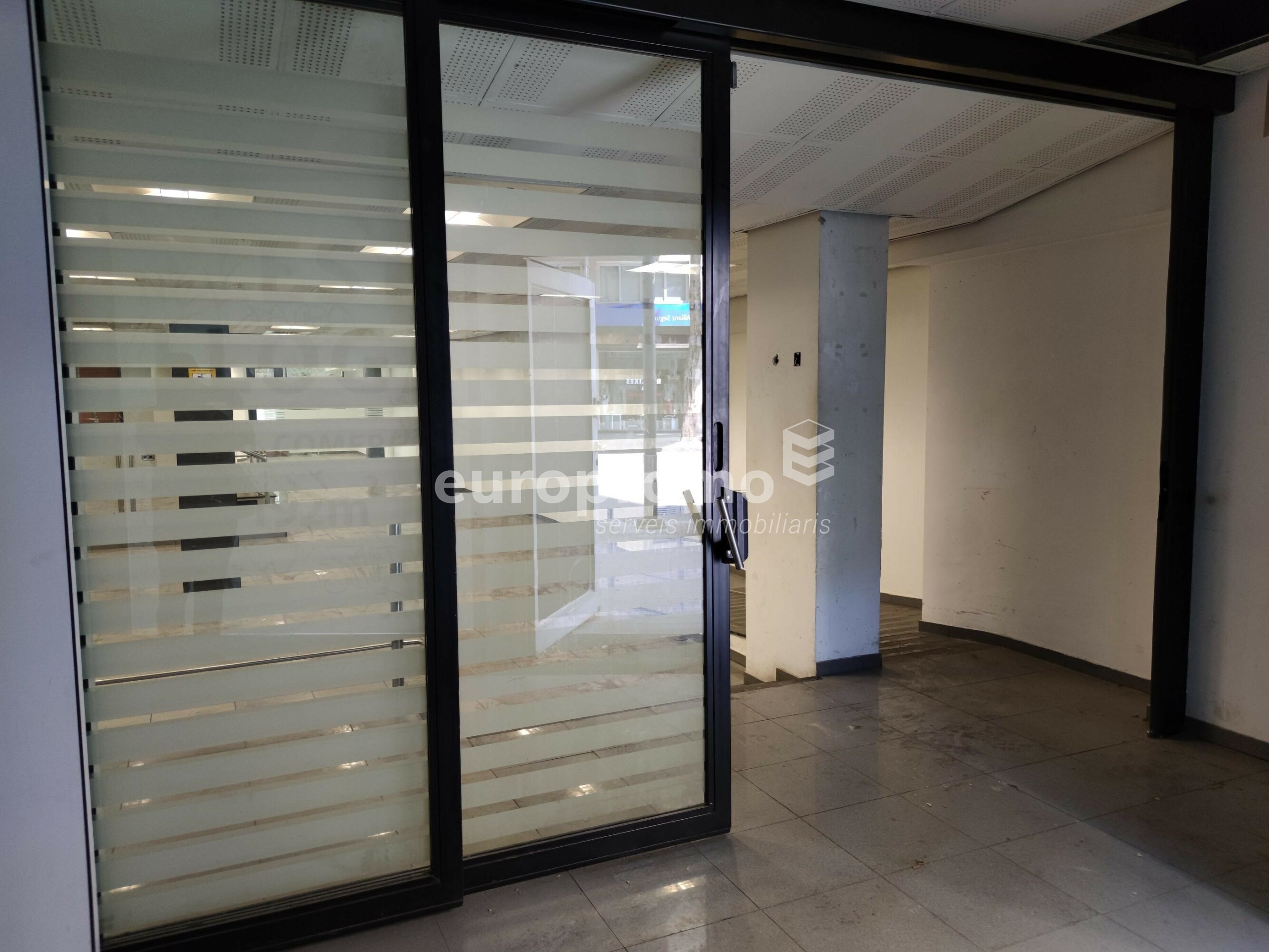 Local de 192 m2 en Girona centro