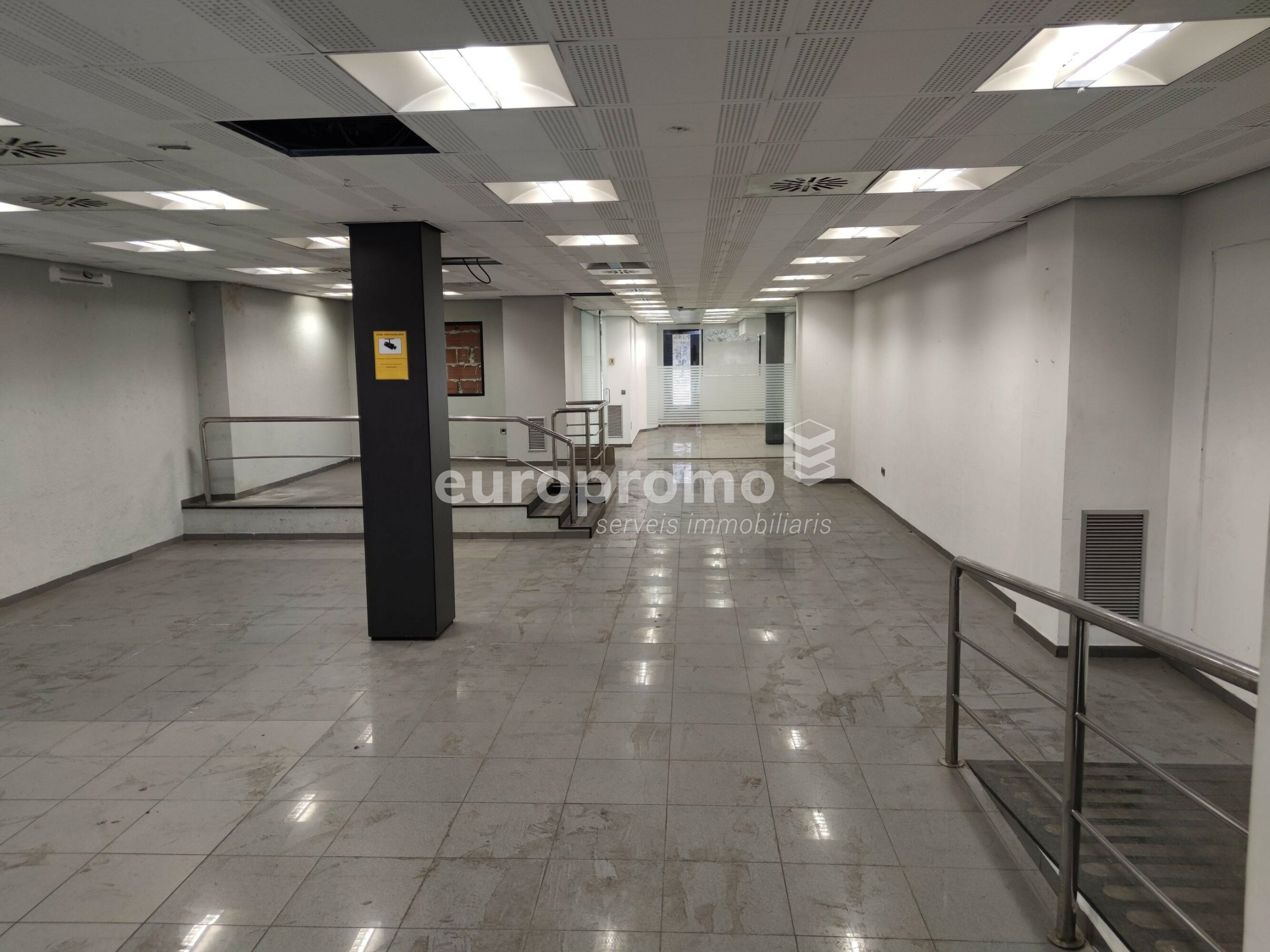 Local de 192 m2 en Girona centro