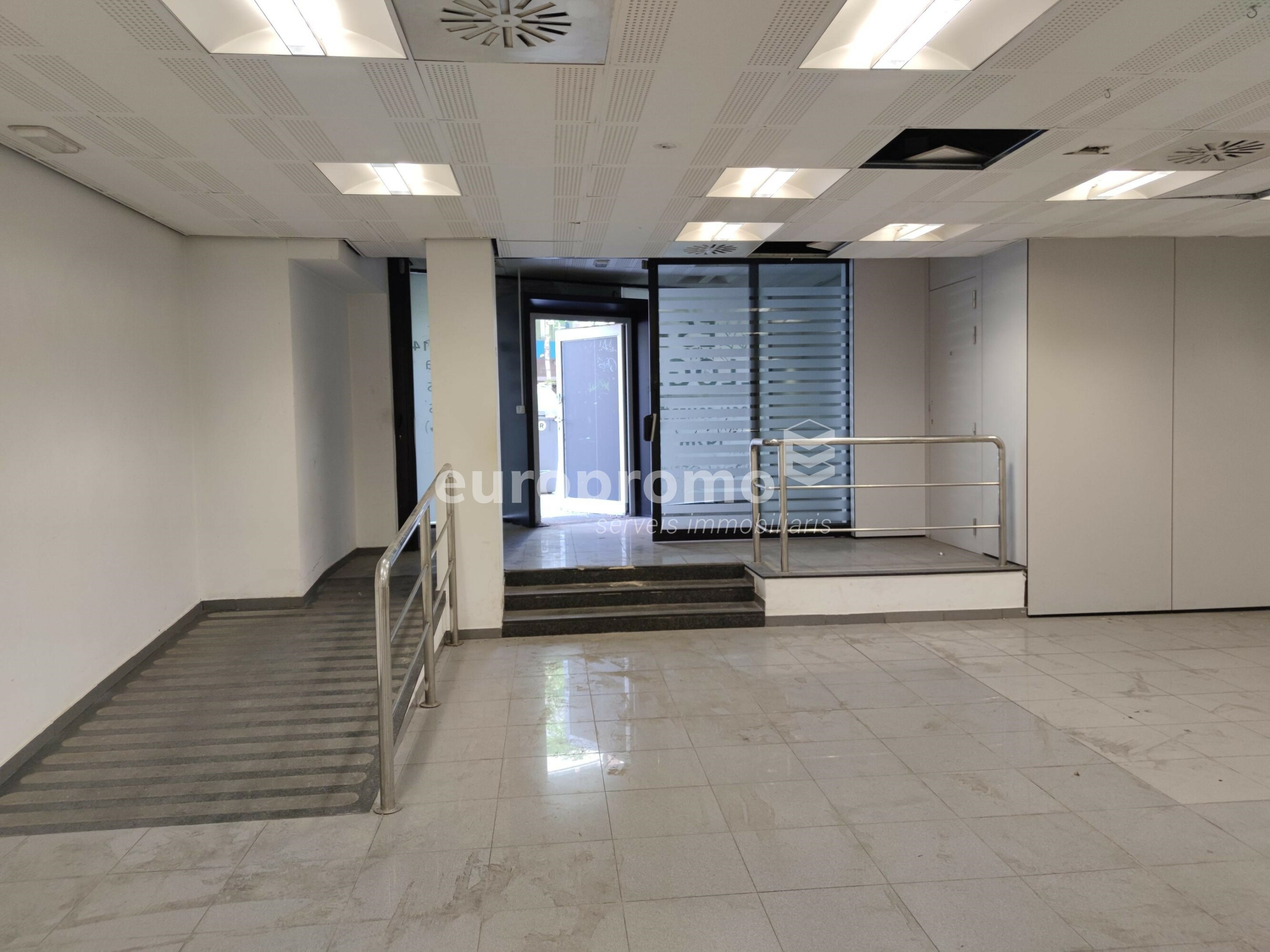 Local de 192 m2 en Girona centro