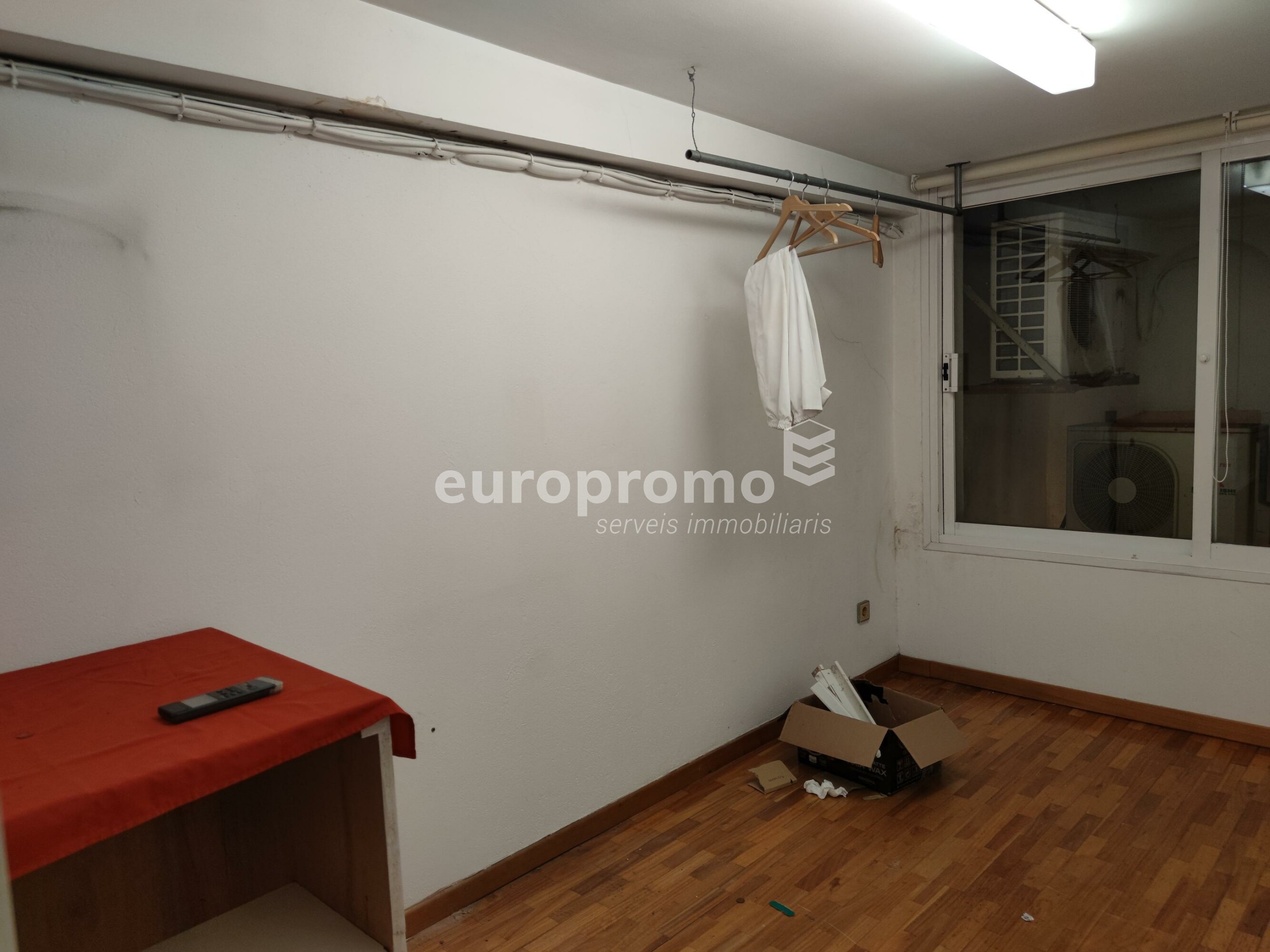 Local  de 101m2 en el centro de Girona!