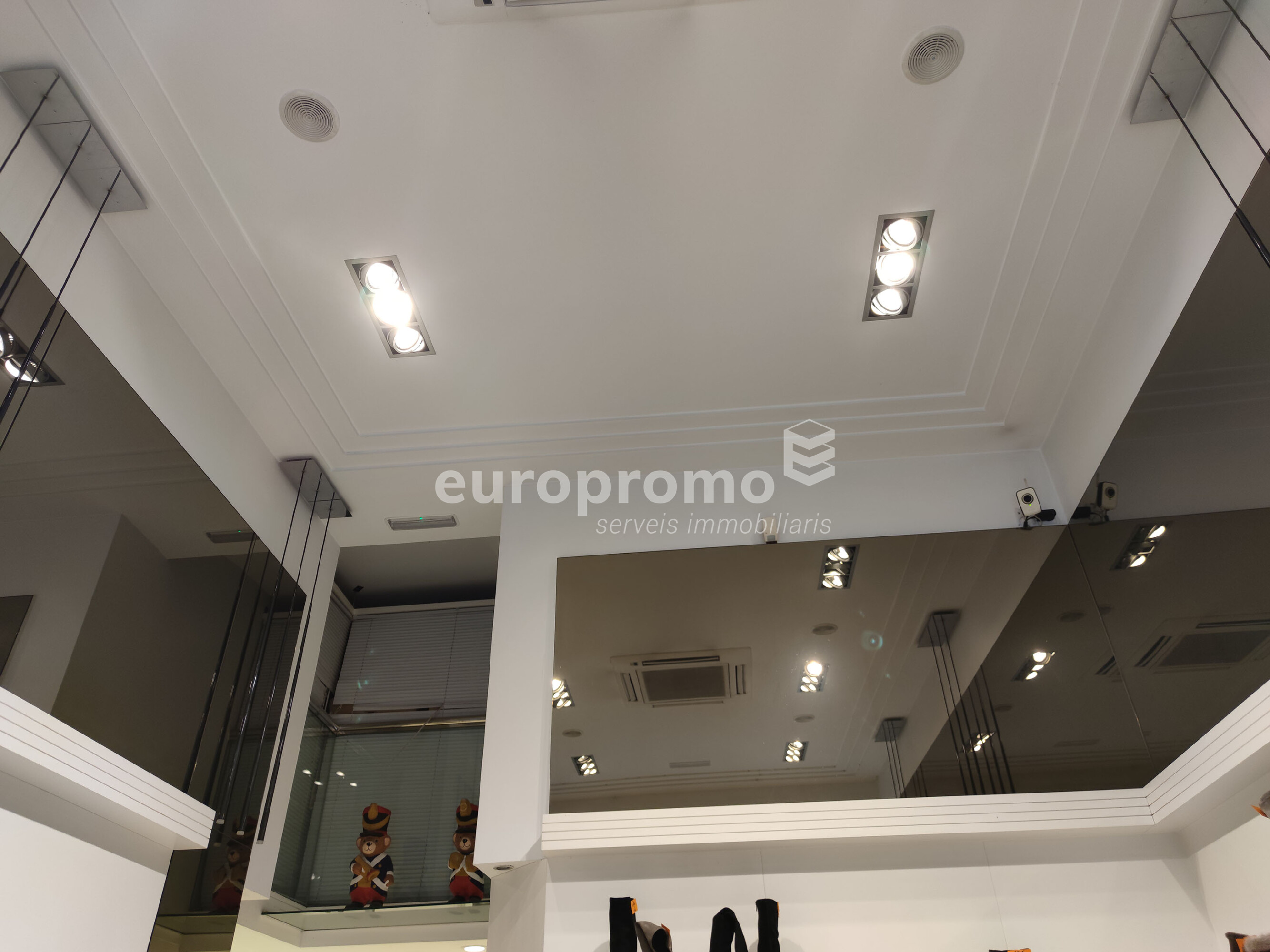 Local de 75 m² en el centro de Girona!
