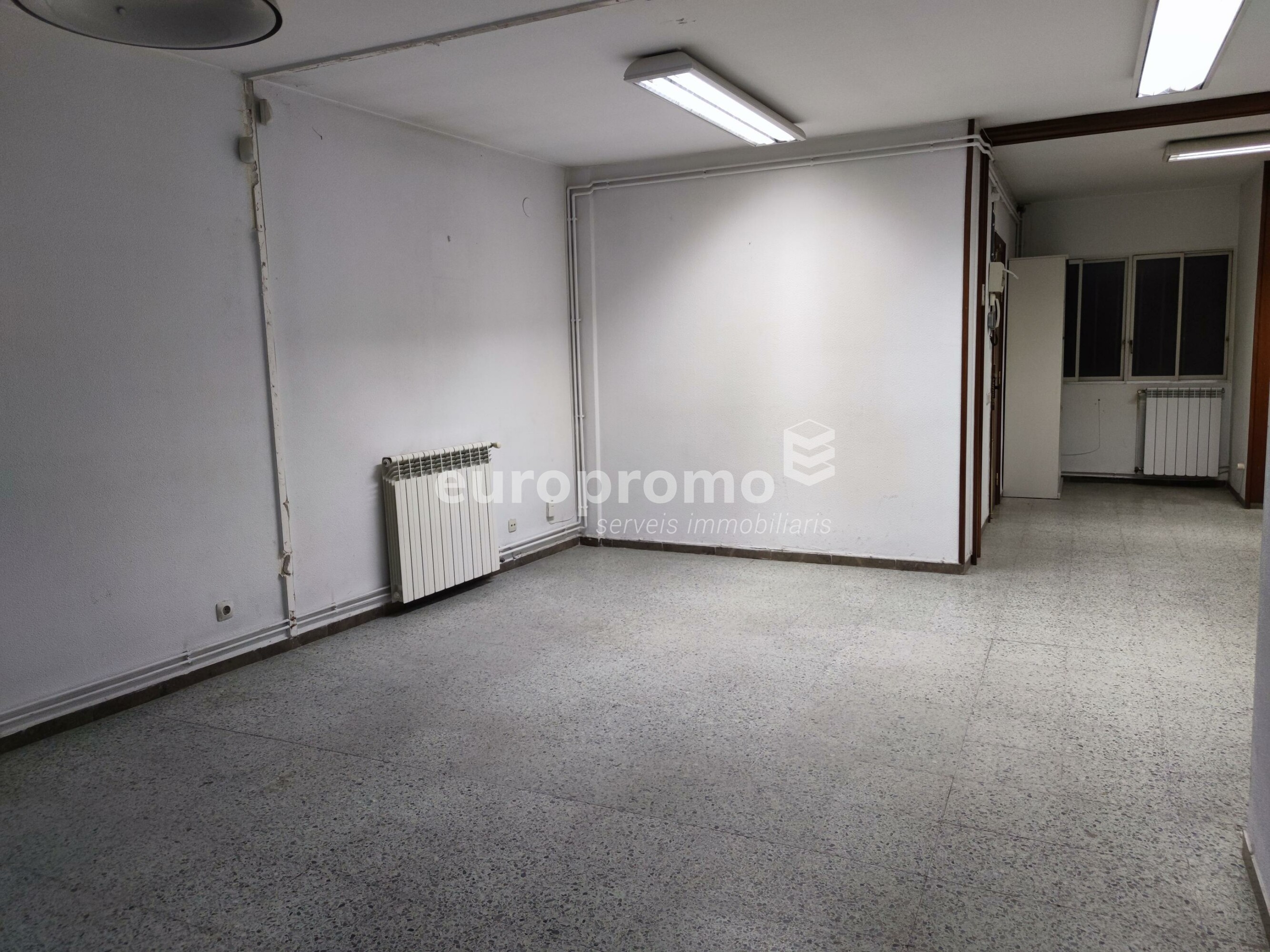 Oficina de 60 m2 en el centro de Girona- Jaume I