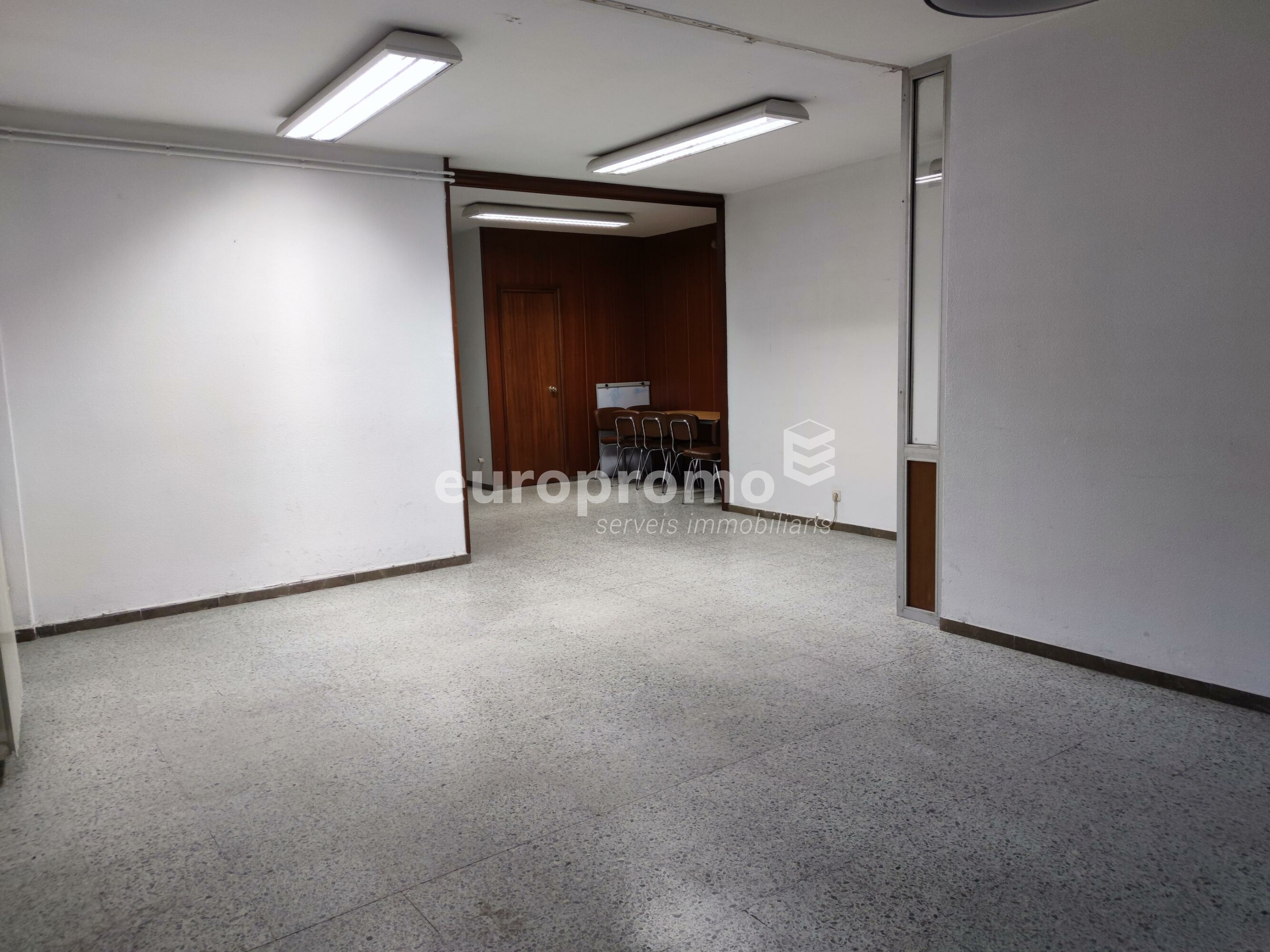Oficina de 60 m2 en el centre de Girona- Jaume I