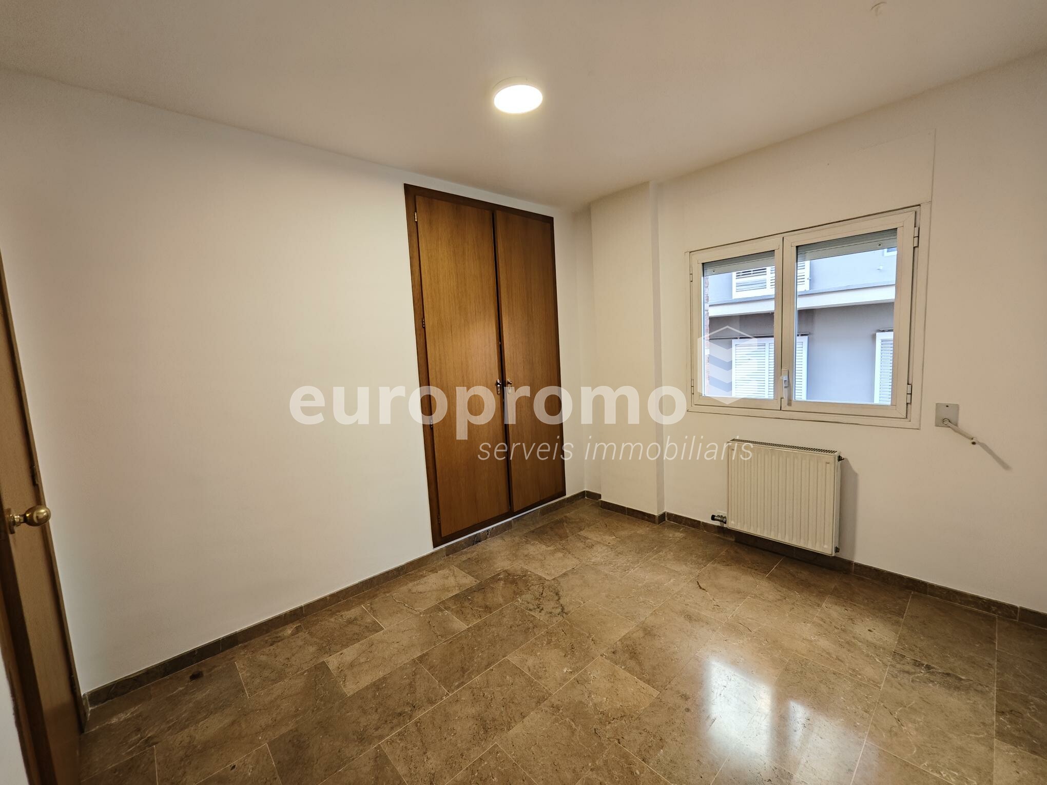 ¡Fantástico piso de 4 habitaciones en la zona del Eixample!!