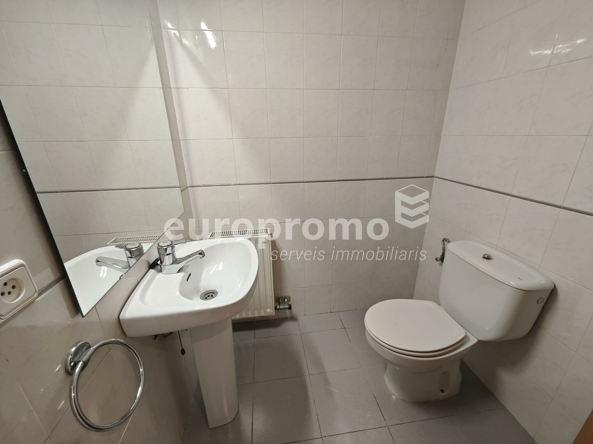 ¡Fantástico piso de 4 habitaciones en la zona del Eixample!!