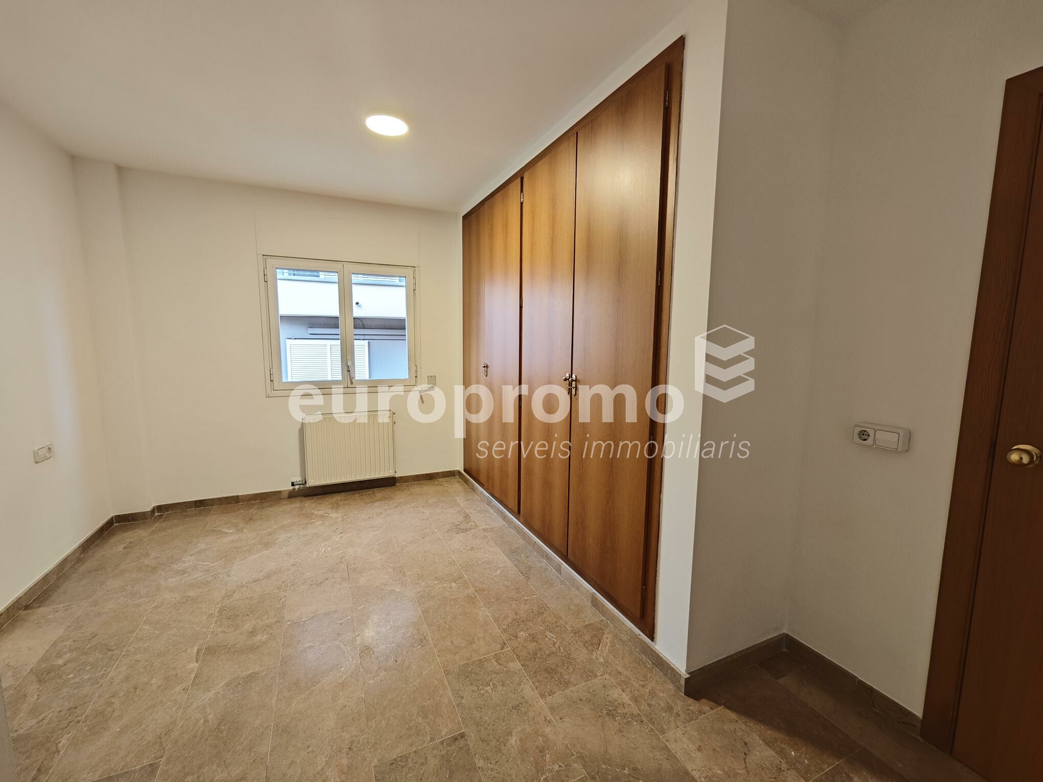 ¡Fantástico piso de 4 habitaciones en la zona del Eixample!!