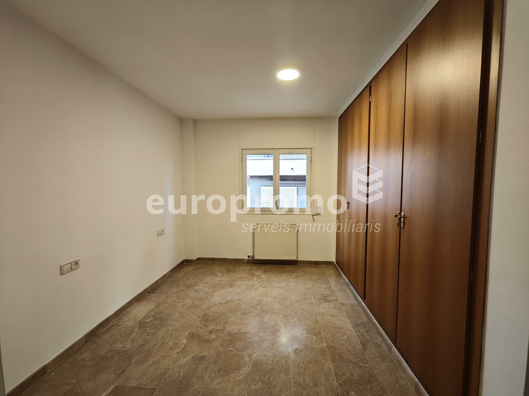 ¡Fantástico piso de 4 habitaciones en la zona del Eixample!!