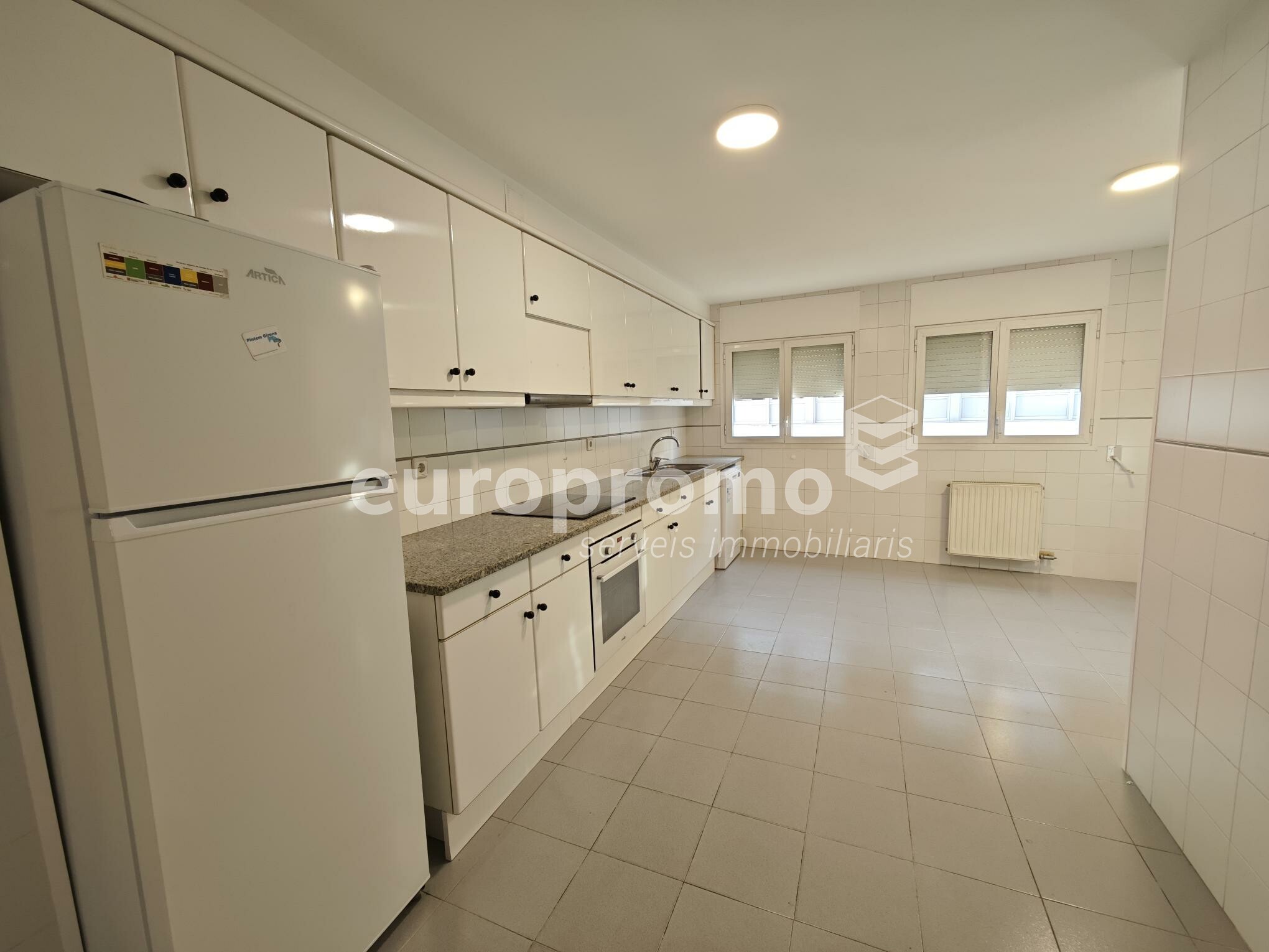 ¡Fantástico piso de 4 habitaciones en la zona del Eixample!!