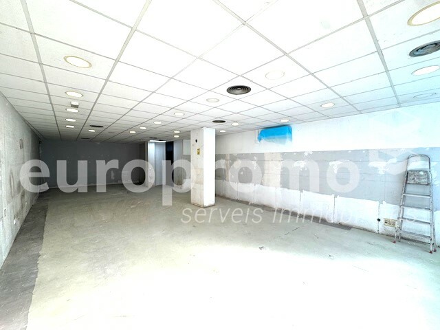 Local de 160m2 a l'Eixample de Girona