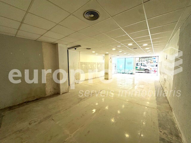 Local de 160m2 a l'Eixample de Girona