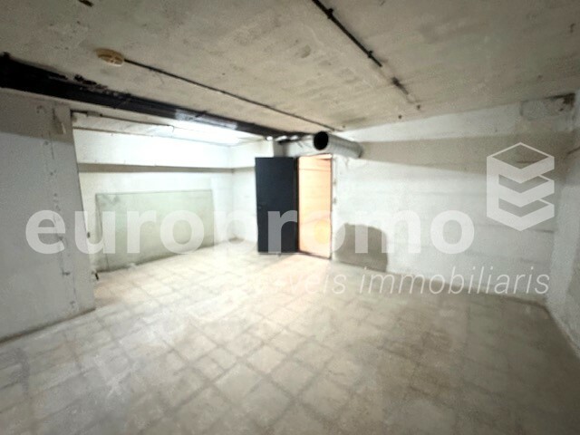 Local de 160m2 a l'Eixample de Girona