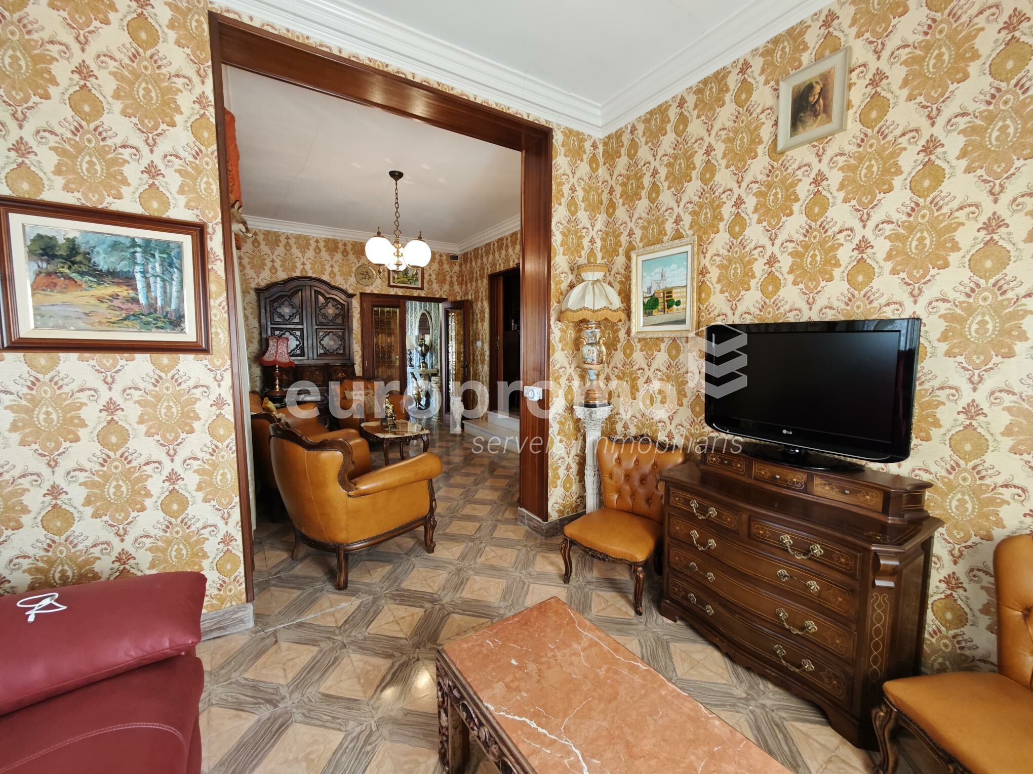 Fantàstica casa amb encant a Montjuïc!