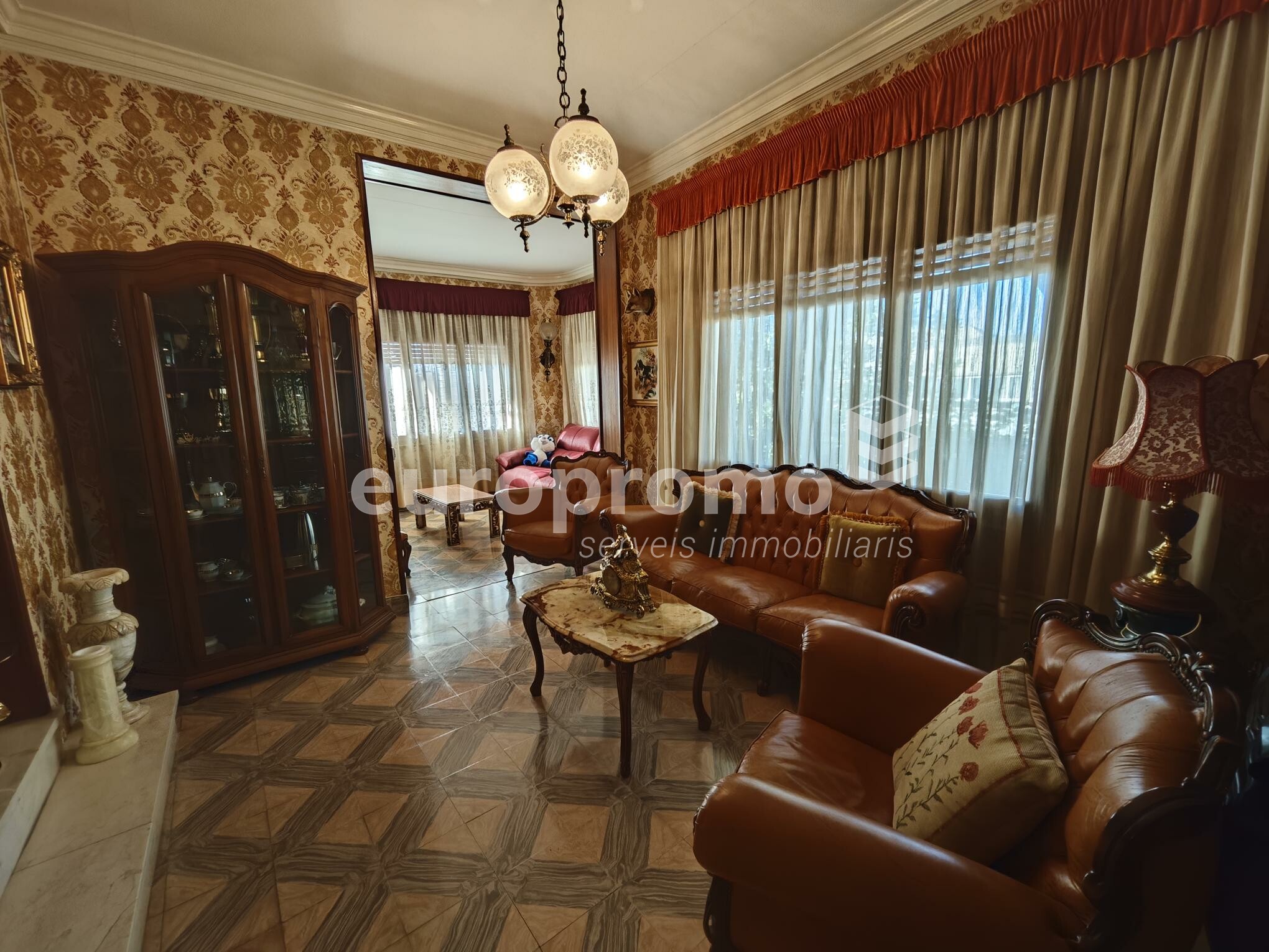 Fantàstica casa amb encant a Montjuïc!