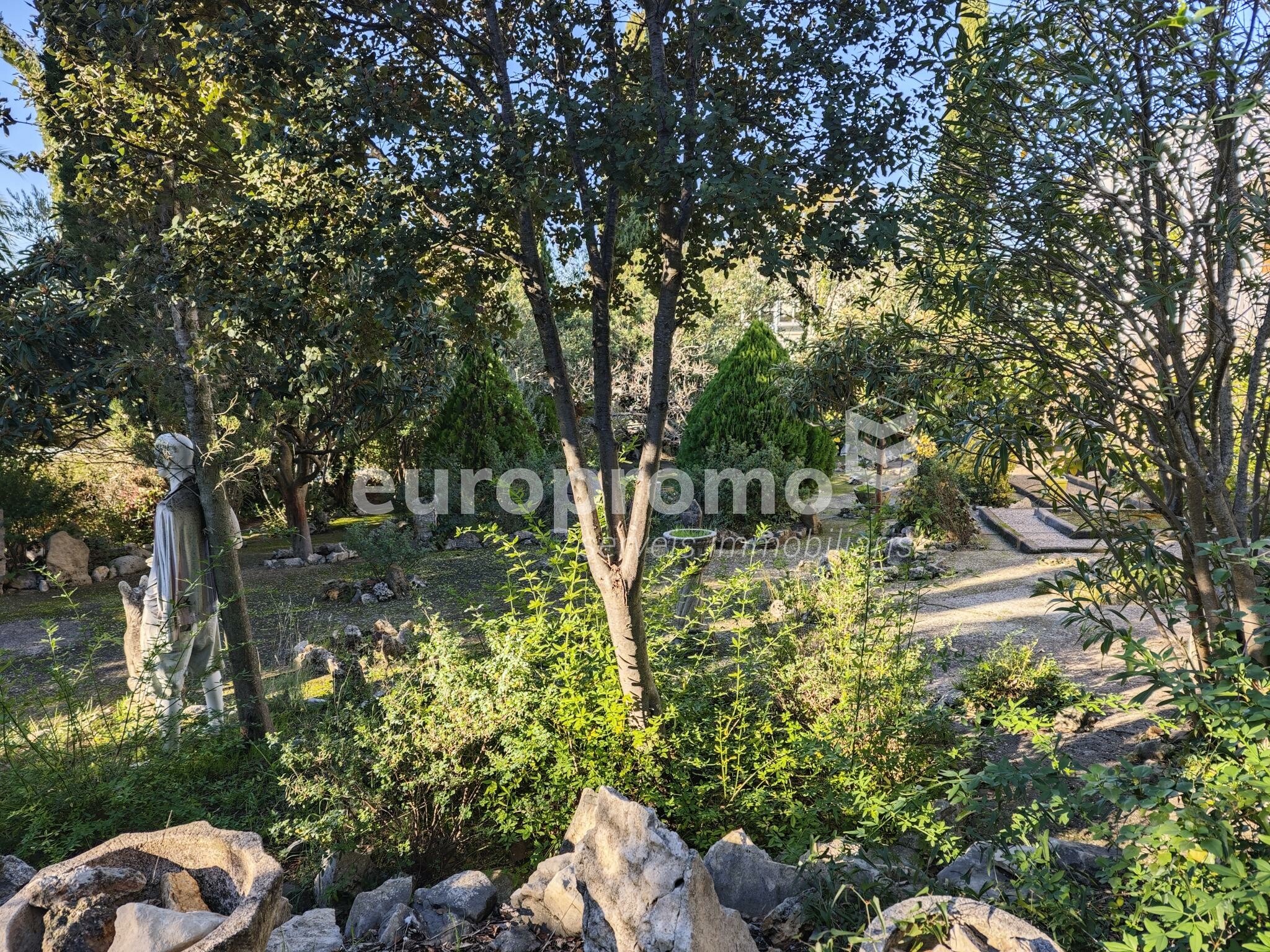 Fantàstica casa amb encant a Montjuïc!