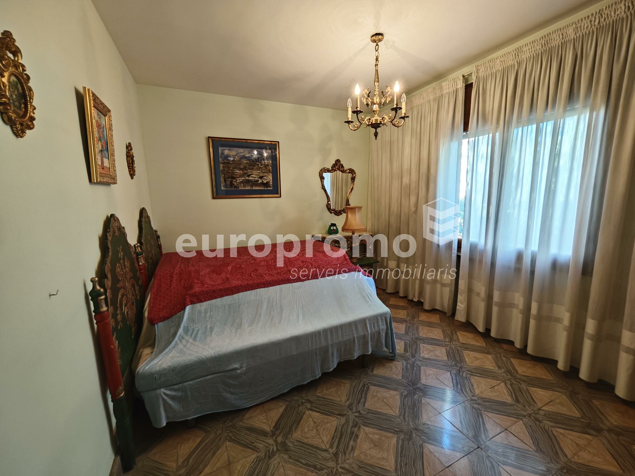 Fantàstica casa amb encant a Montjuïc!